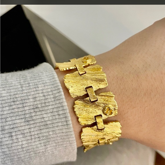 Gucci Bracelet - Picture 2 of 7